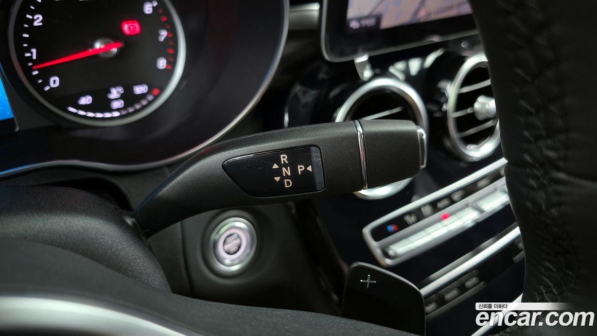 Mercedes-Benz C-Class 2020