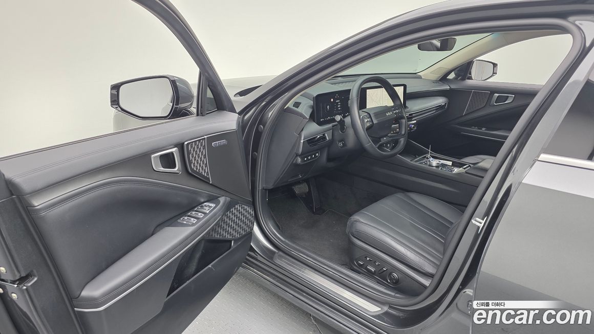 Kia K8 2025