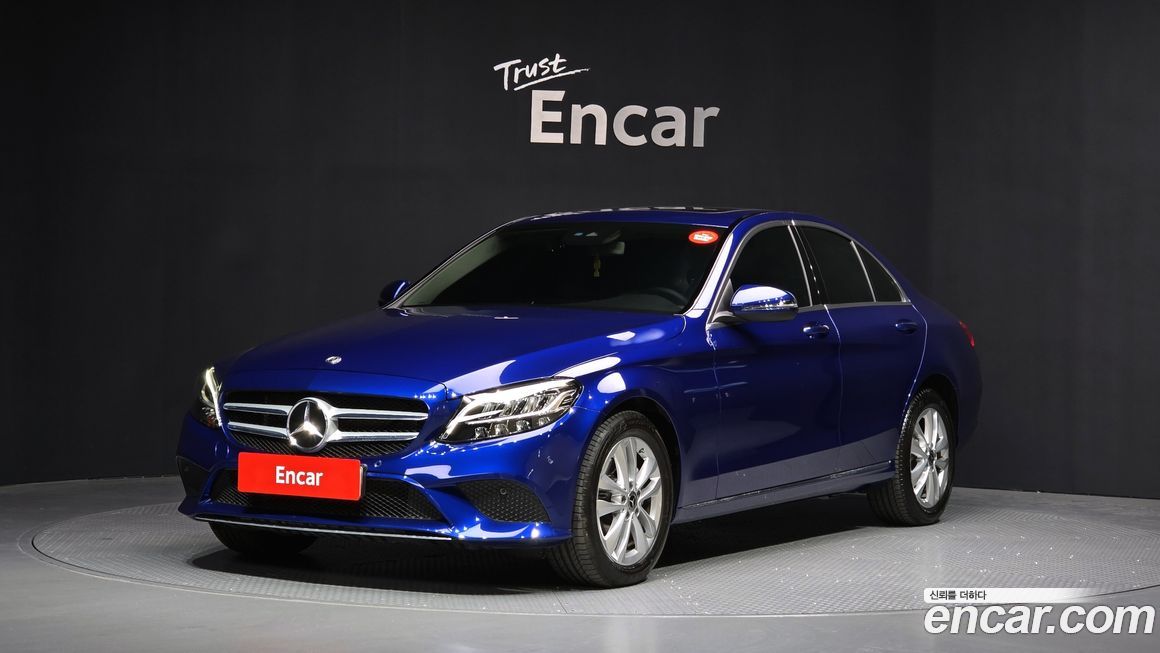 Mercedes-Benz C-Class 2020