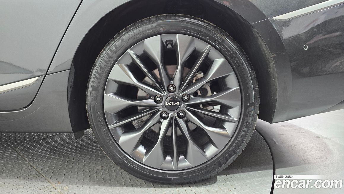 Kia K8 2024