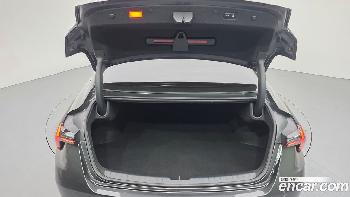 Kia K8 2025