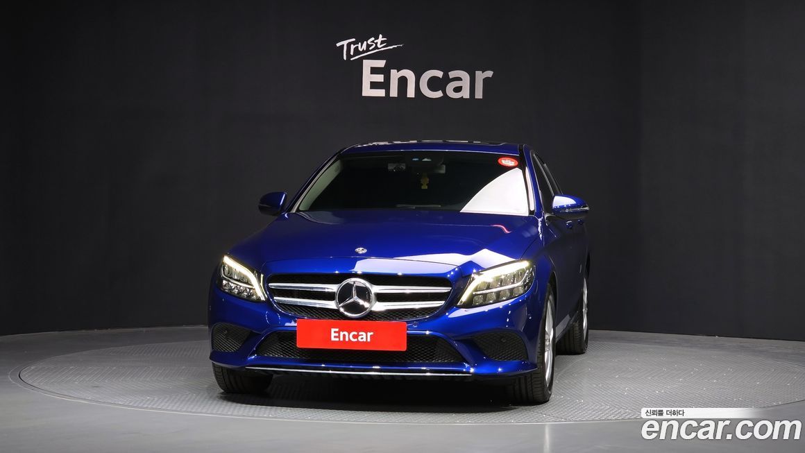 Mercedes-Benz C-Class 2020