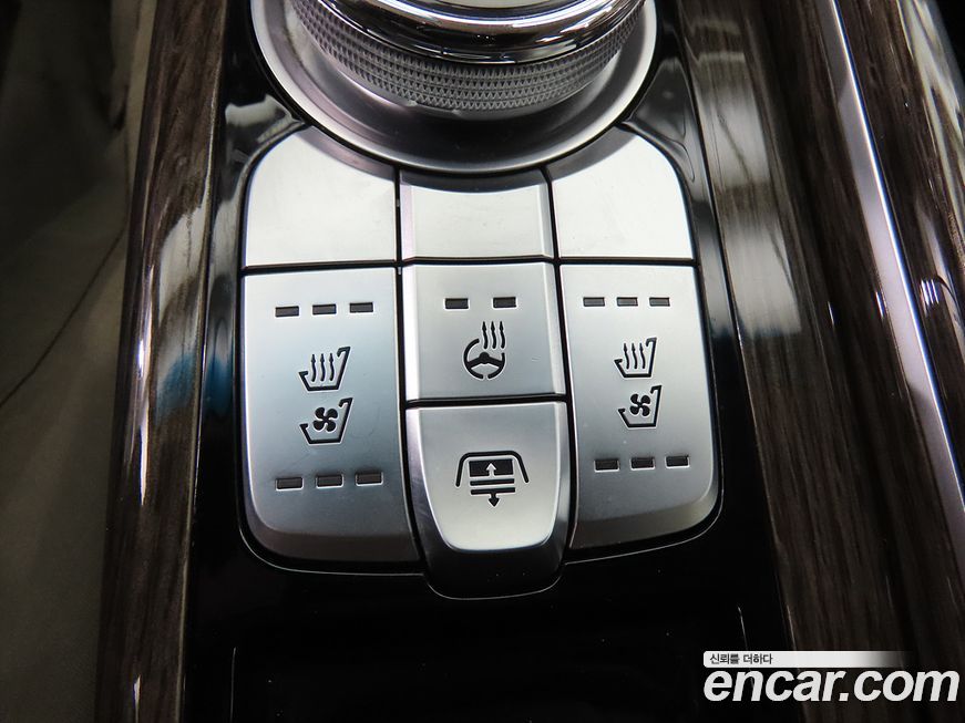 Genesis G90 2021