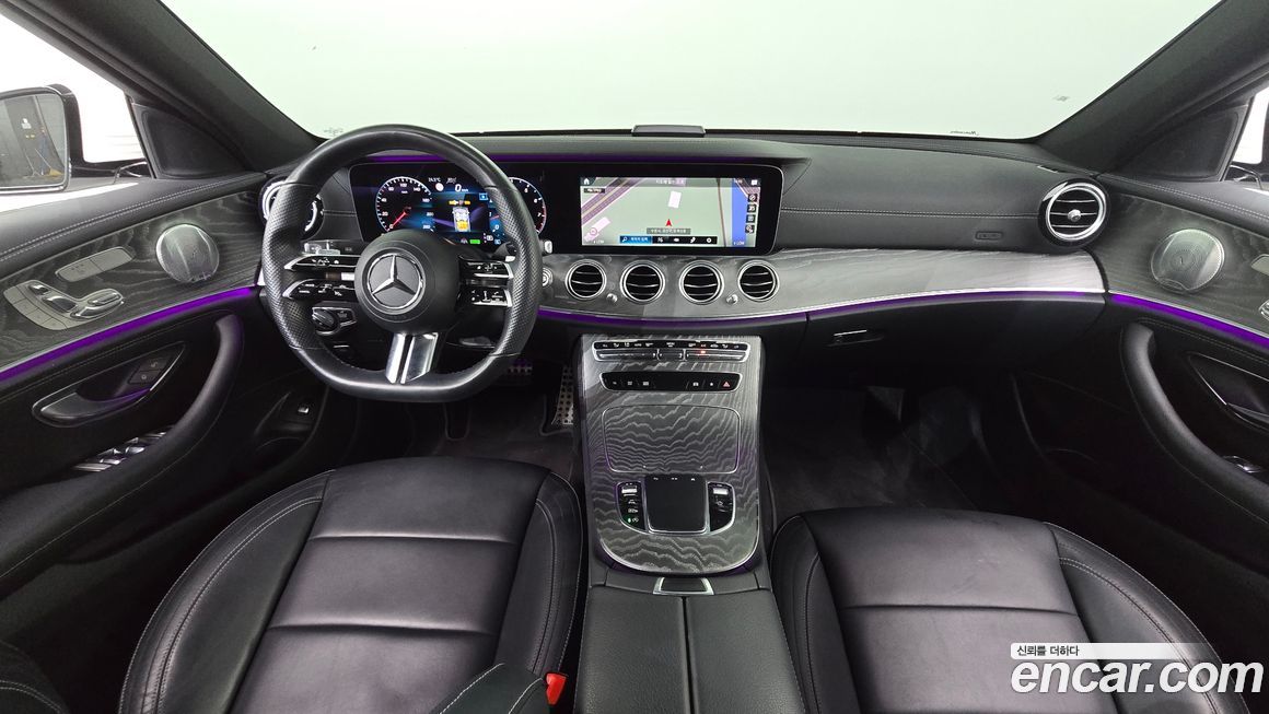 Mercedes-Benz E-Class 2021