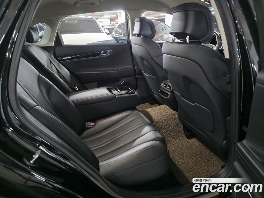 Genesis G80 2023