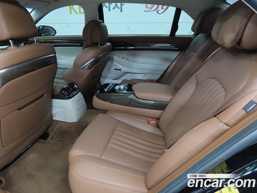 Genesis G90 2021