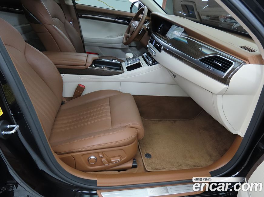 Genesis G90 2021