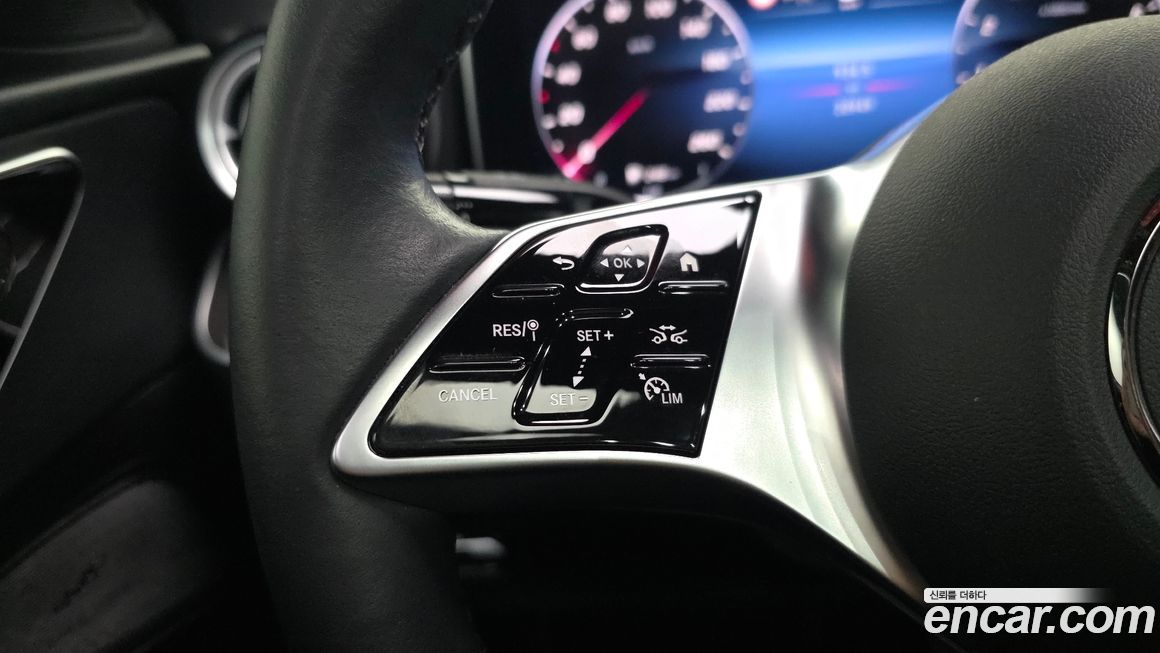 Mercedes-Benz C-Class 2022