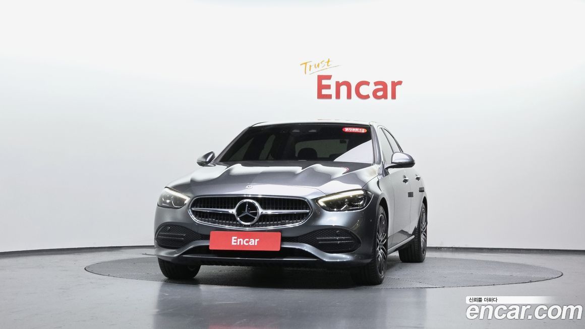 Mercedes-Benz C-Class 2022
