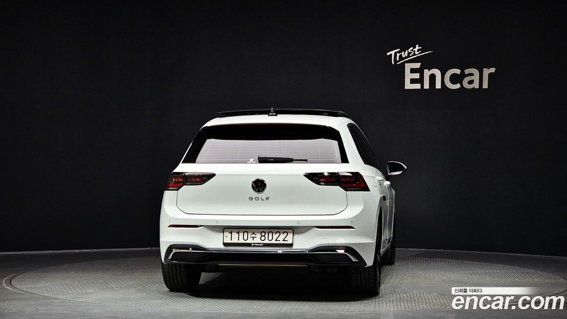 Volkswagen Golf 2025