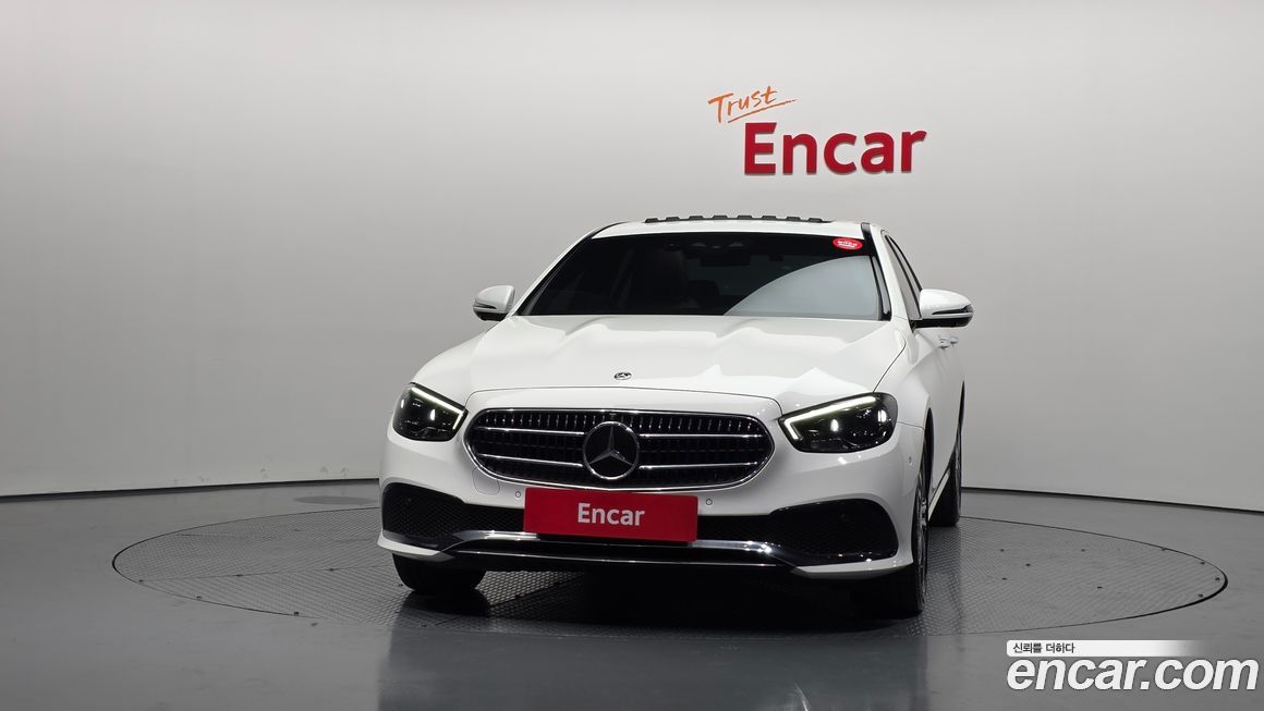 Mercedes-Benz E-Class 2021