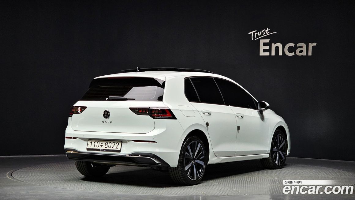 Volkswagen Golf 2025