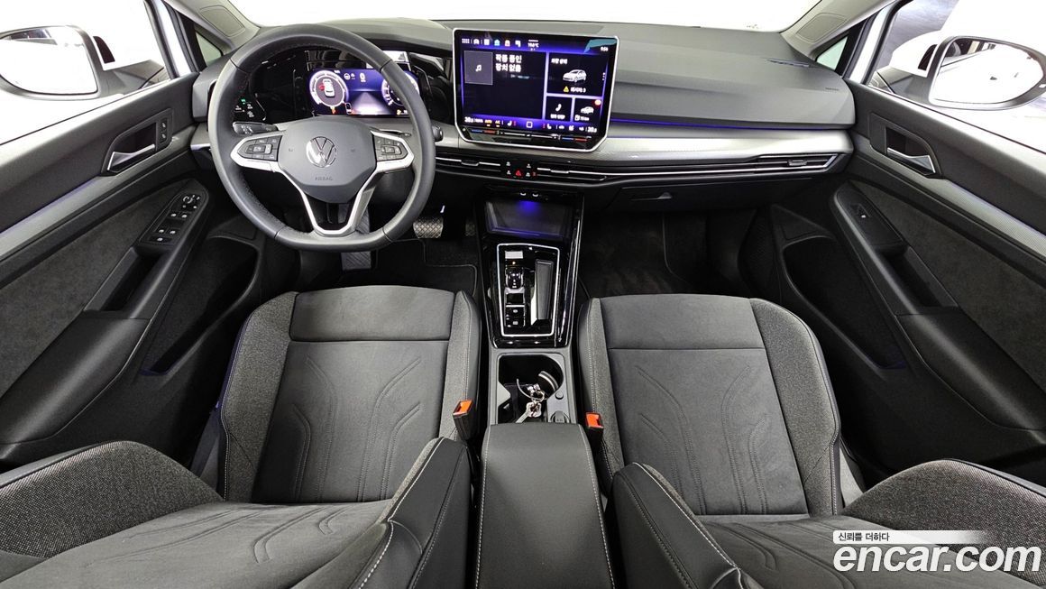 Volkswagen Golf 2025