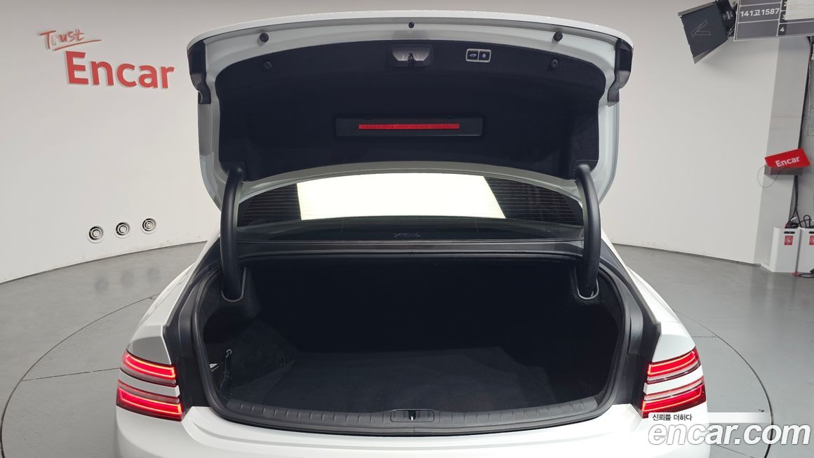 Genesis G80 2022
