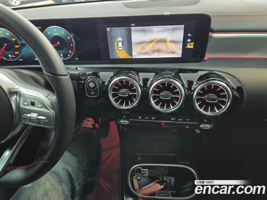 Mercedes-Benz CLA-Class 2023