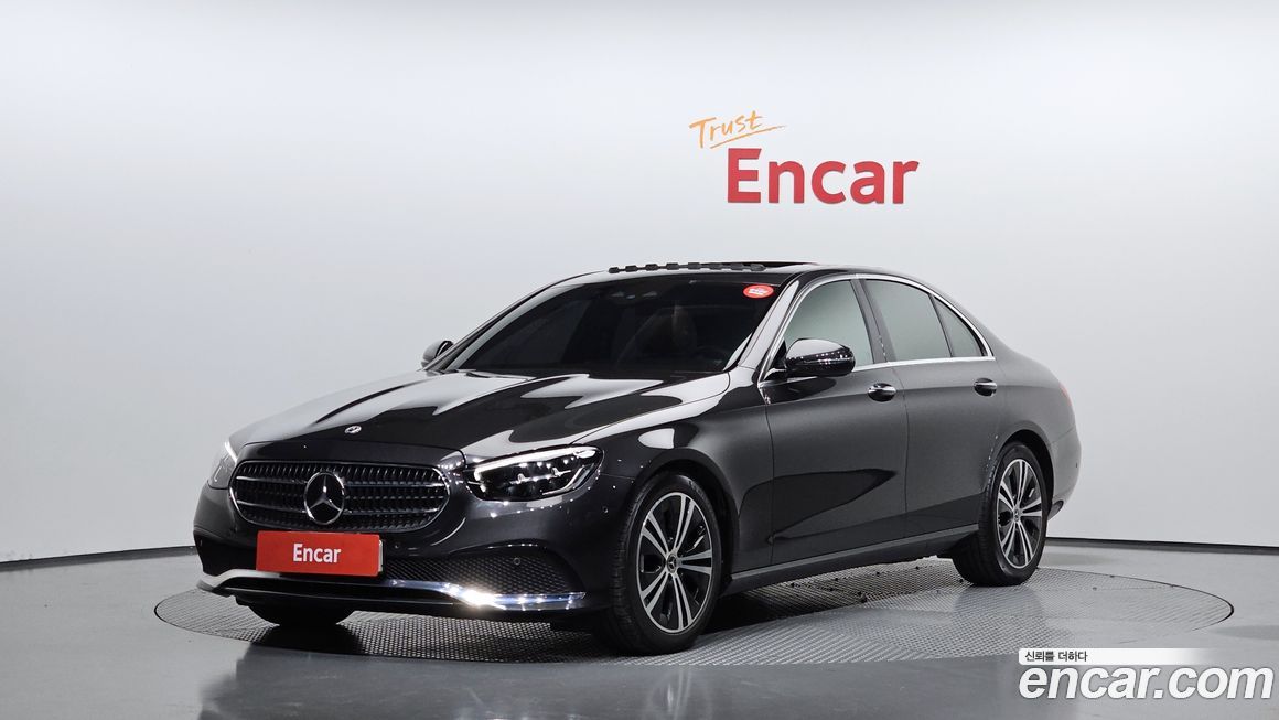 Mercedes-Benz E-Class 2021