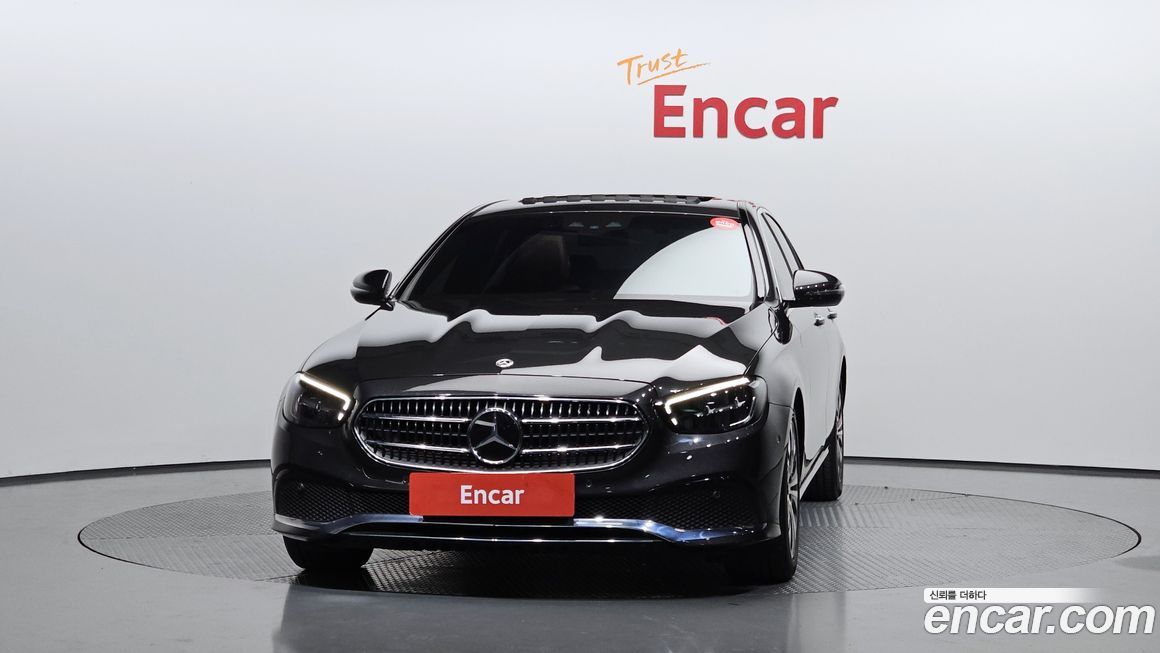 Mercedes-Benz E-Class 2021