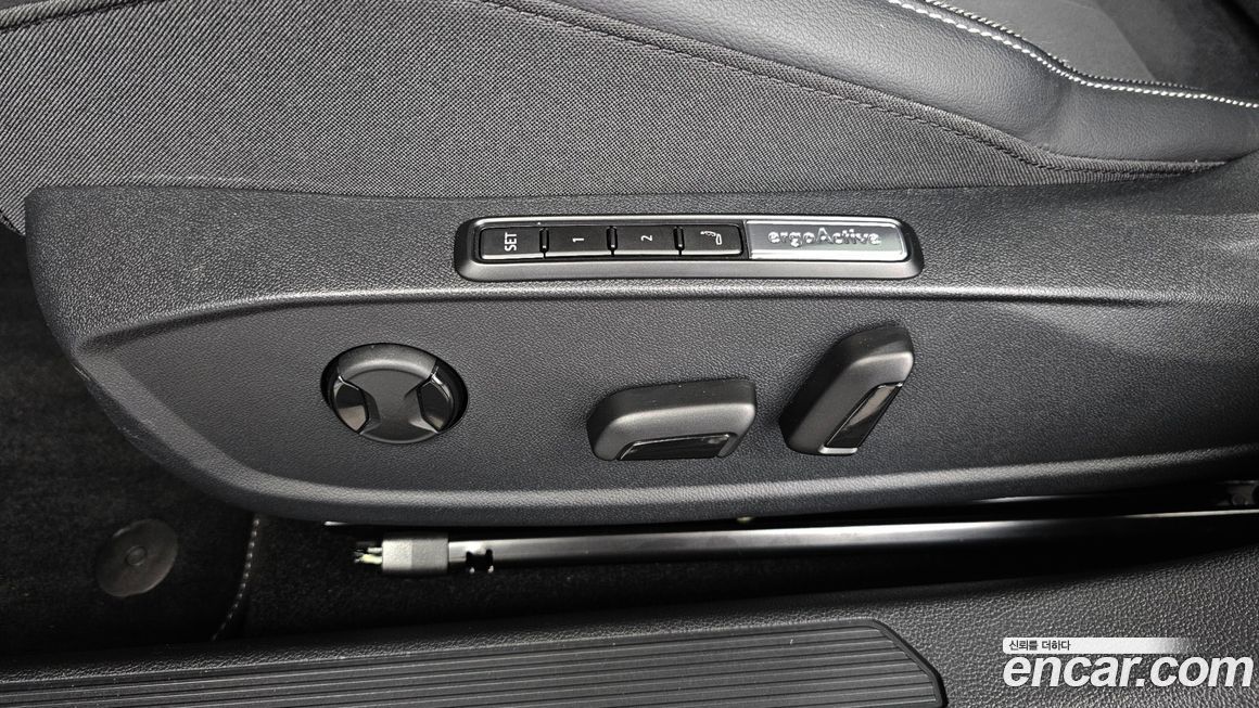 Volkswagen Golf 2025