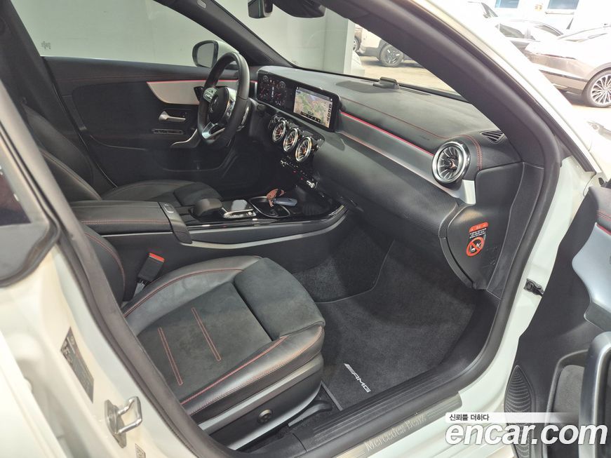 Mercedes-Benz CLA-Class 2023