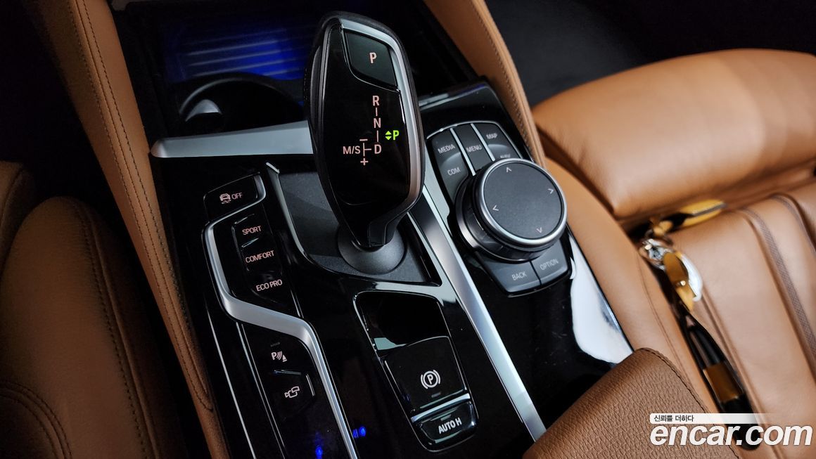 BMW 5-Series 2022