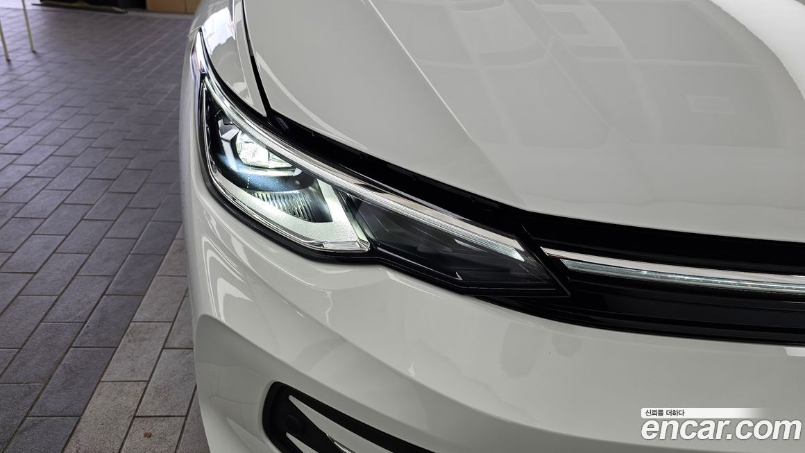 Volkswagen Golf 2025