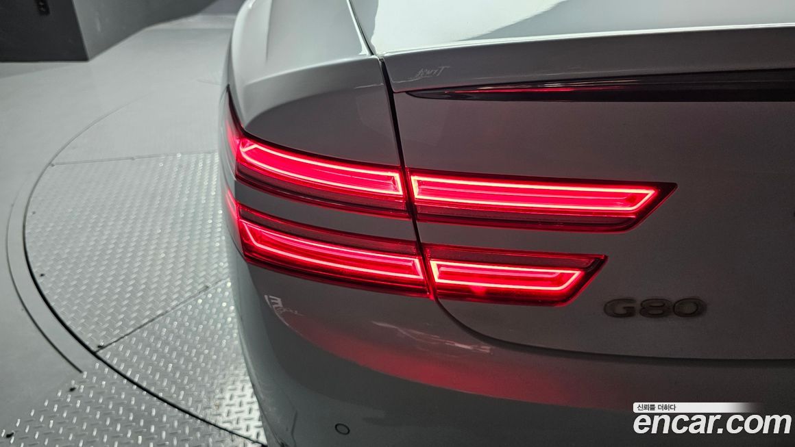 Genesis G80 2023