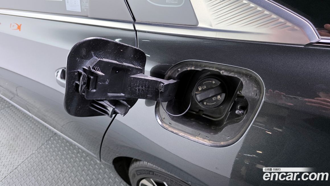 Kia K8 2025