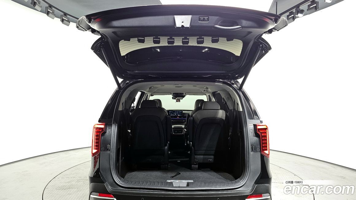 Kia Canival 2024