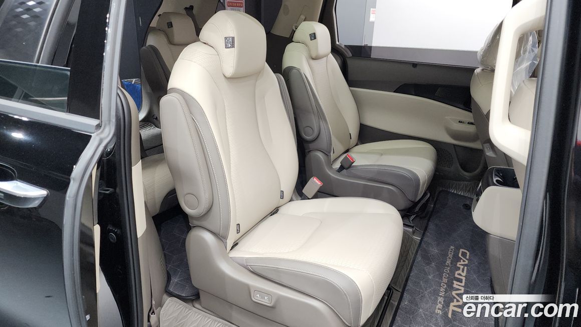 Kia Canival 2025