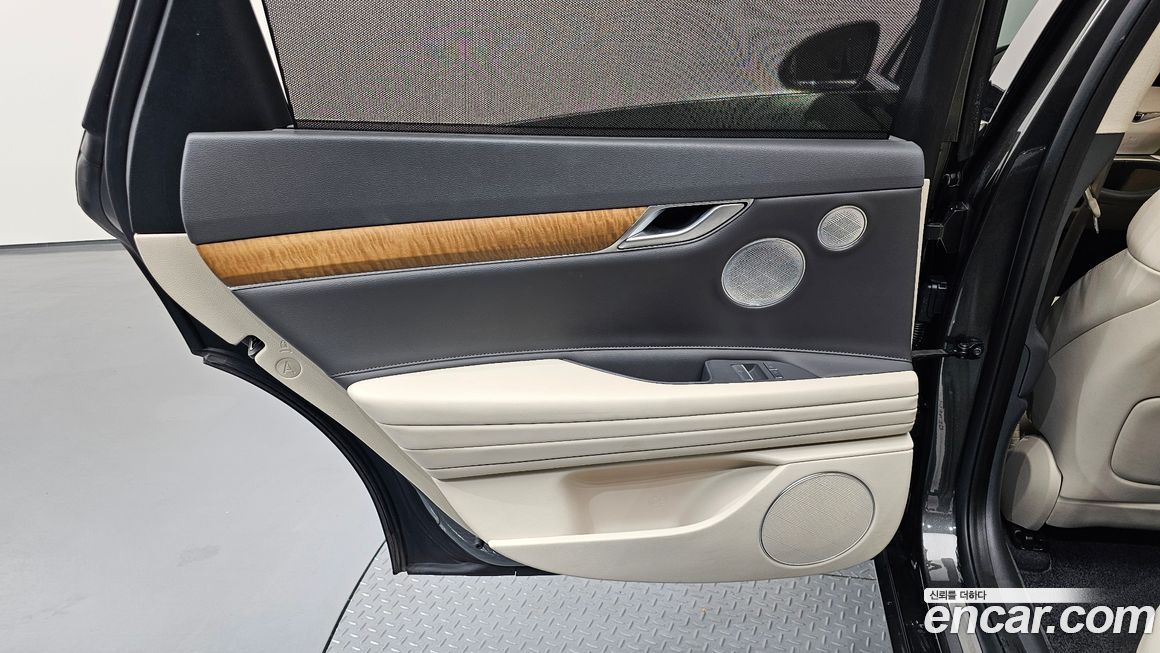 Genesis G80 2023