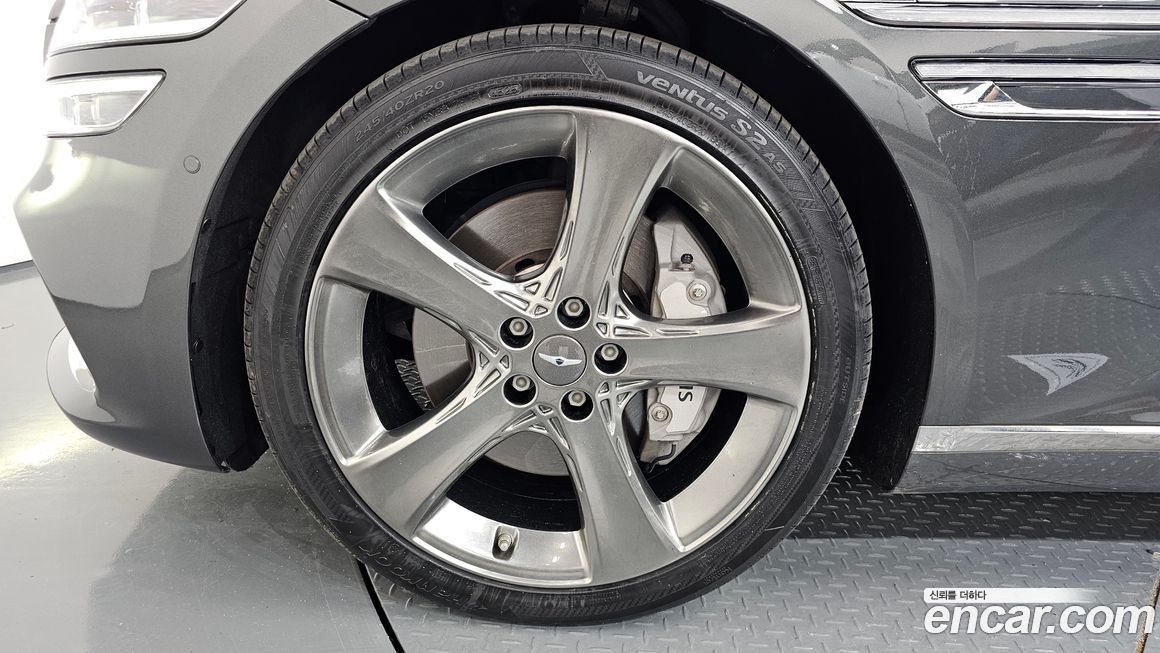 Genesis G80 2023