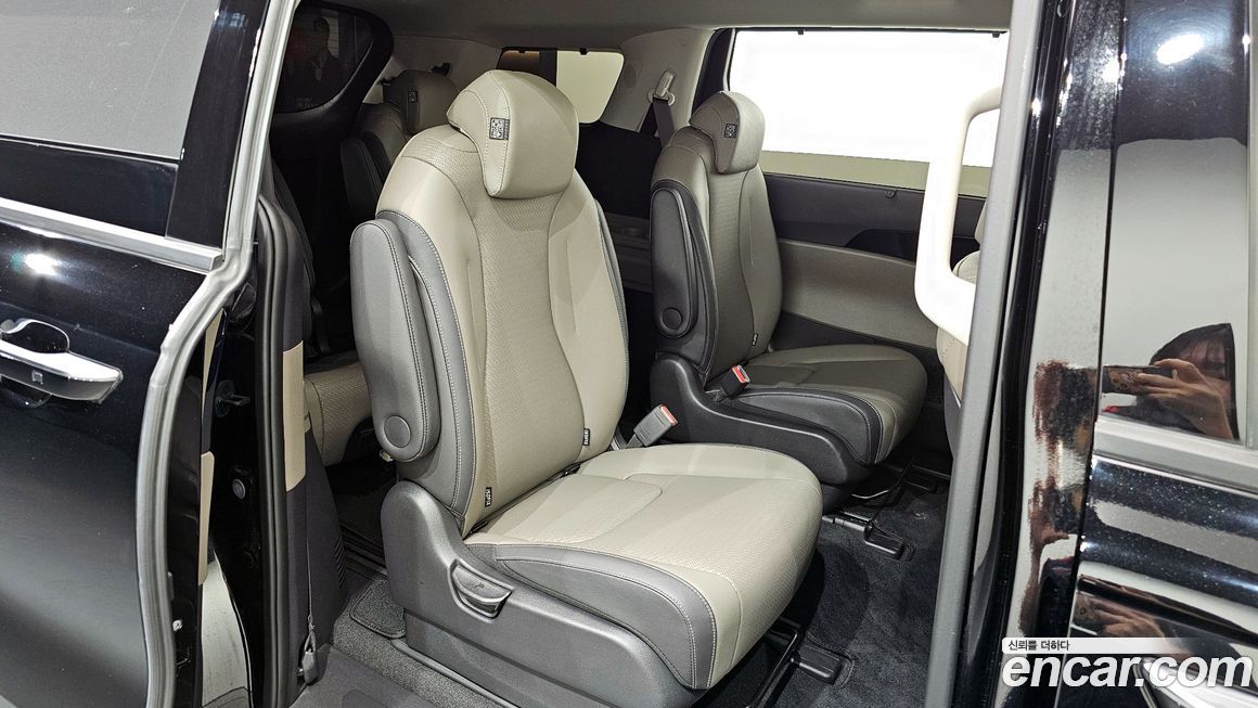 Kia Canival 2024