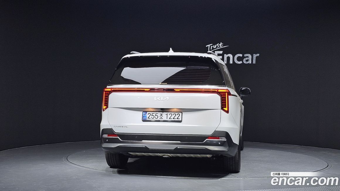 Kia Canival 2025