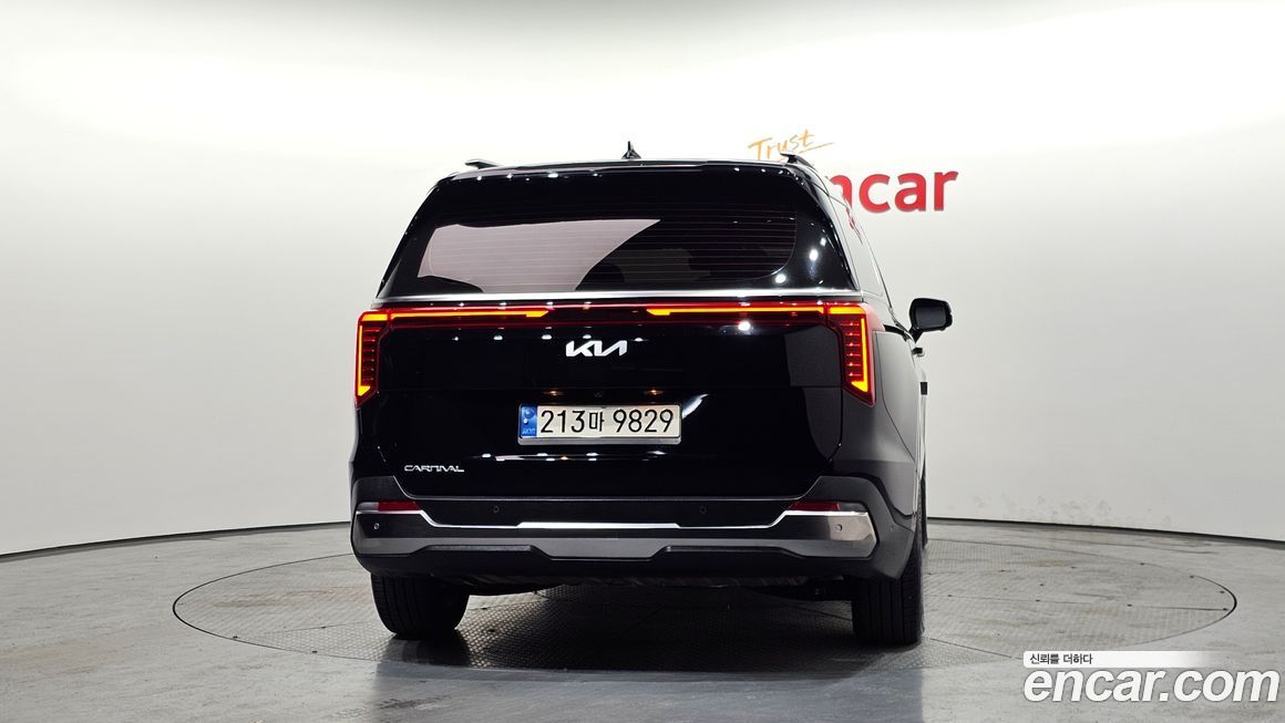 Kia Canival 2024