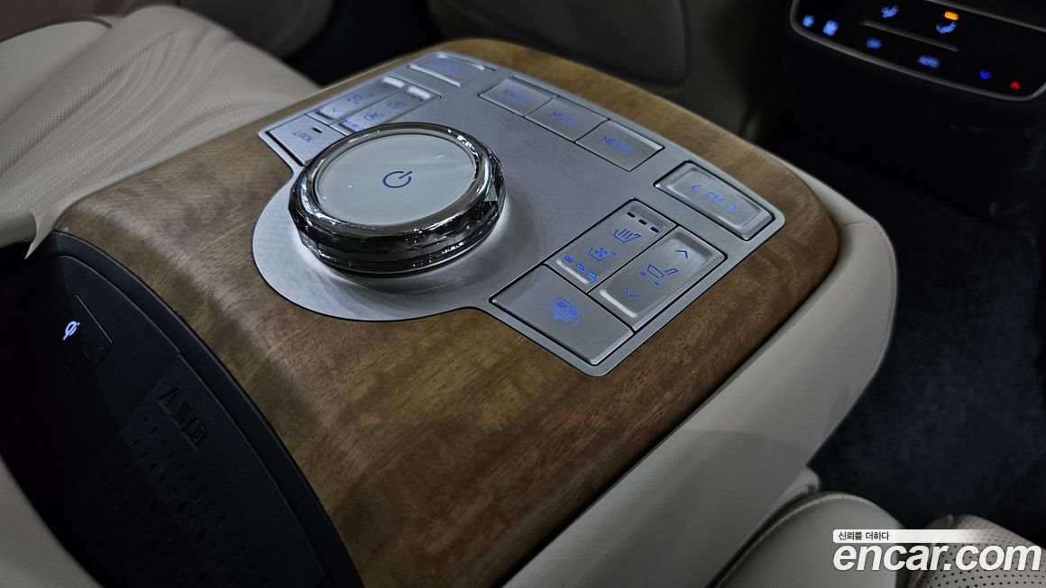Genesis G80 2023