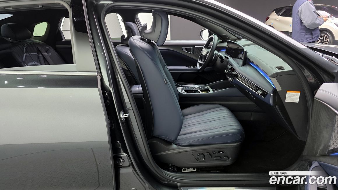 Kia K8 2025