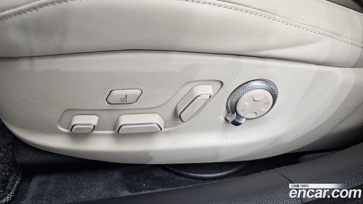 Genesis G80 2023