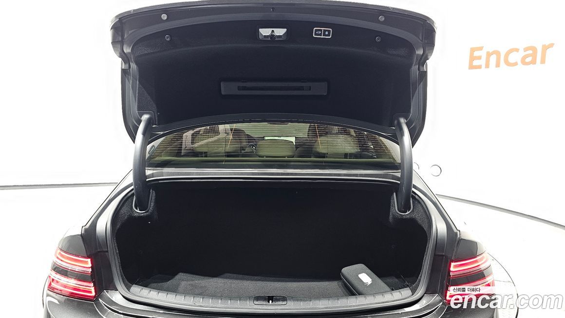 Genesis G80 2023