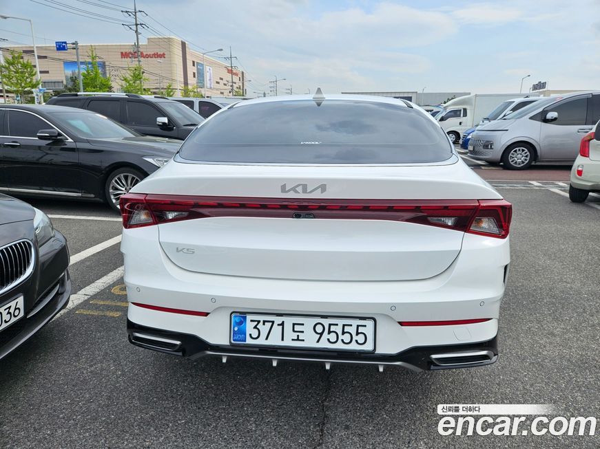 Kia K5 2023