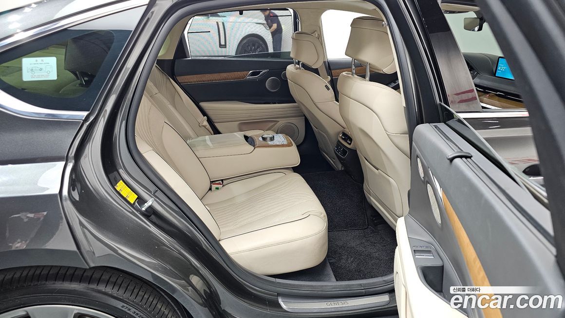 Genesis G80 2023
