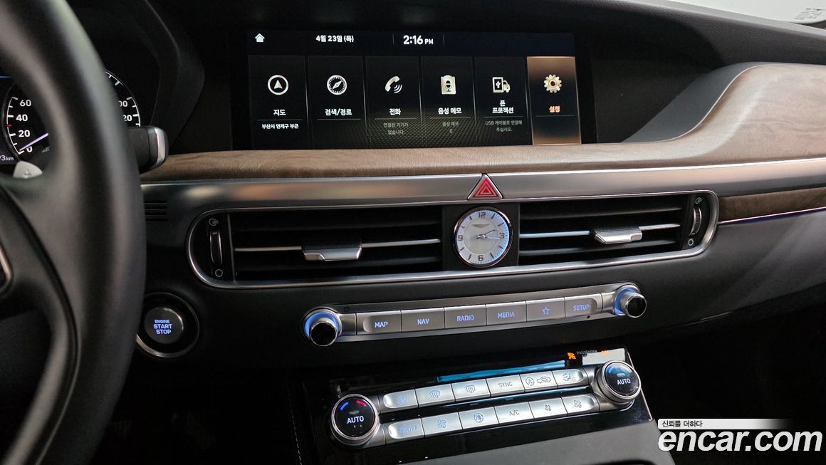 Genesis G90 2021