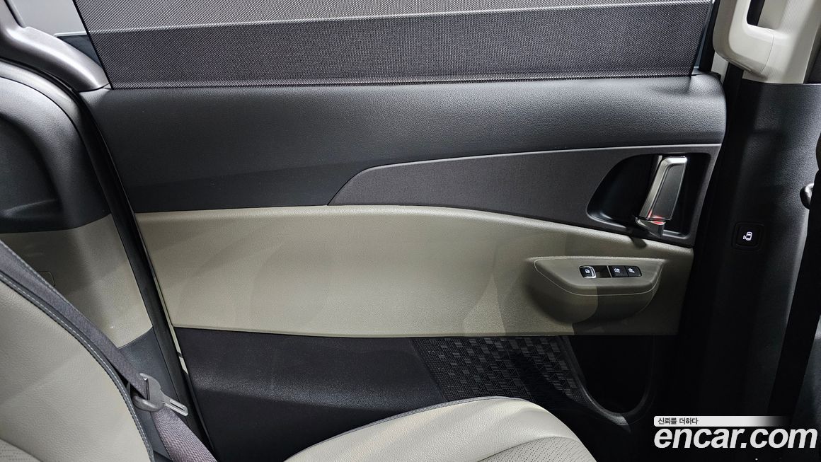 Kia Canival 2025