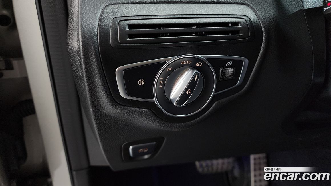 Mercedes-Benz GLC-Class 2022