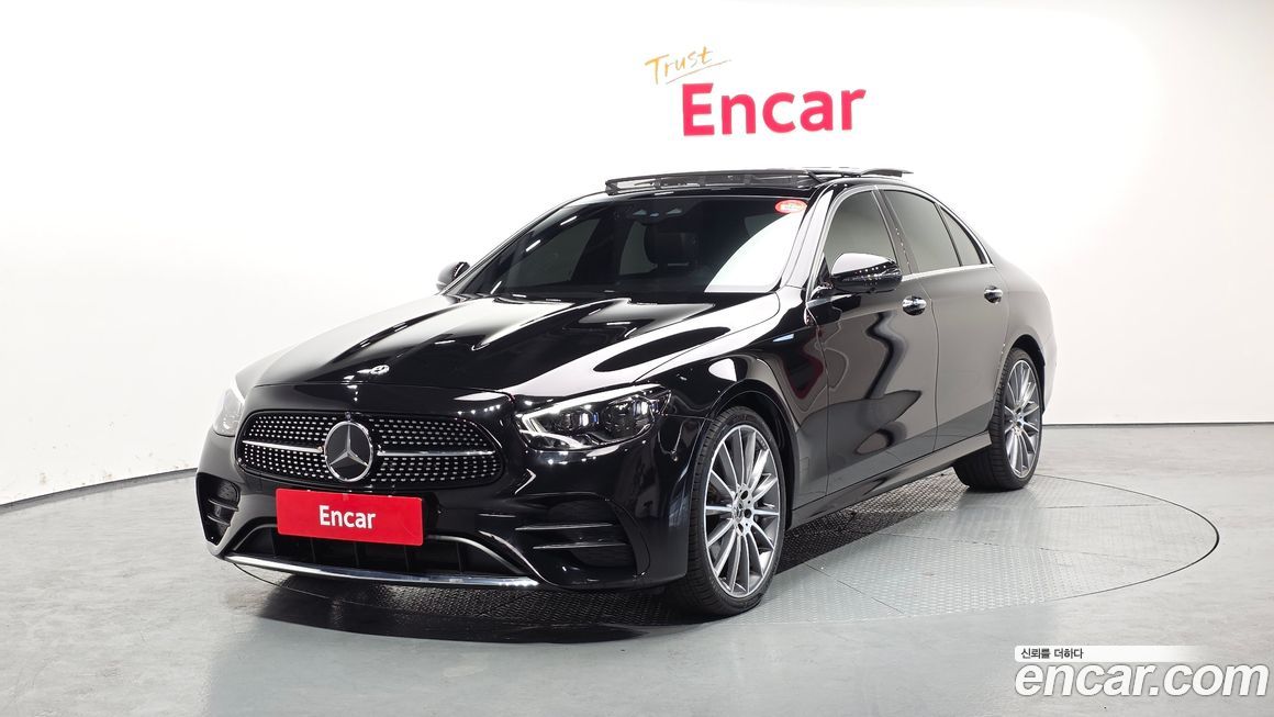 Mercedes-Benz E-Class 2022