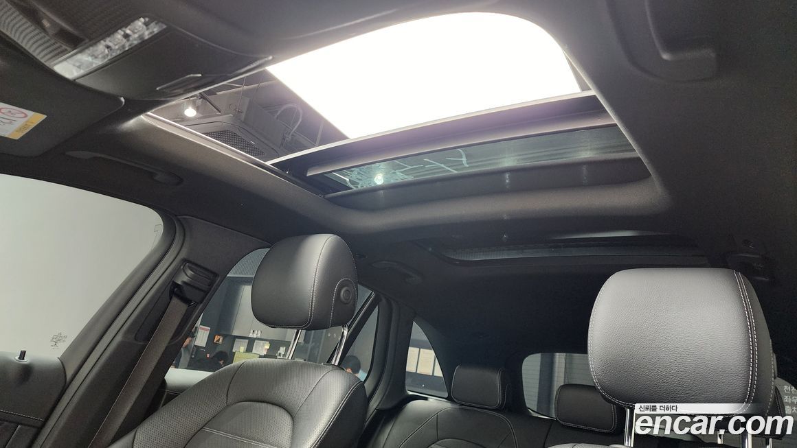 Mercedes-Benz GLC-Class 2022