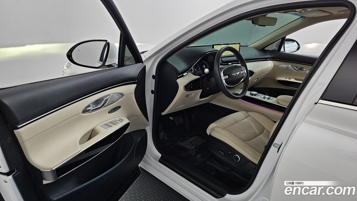 Genesis GV70 2024