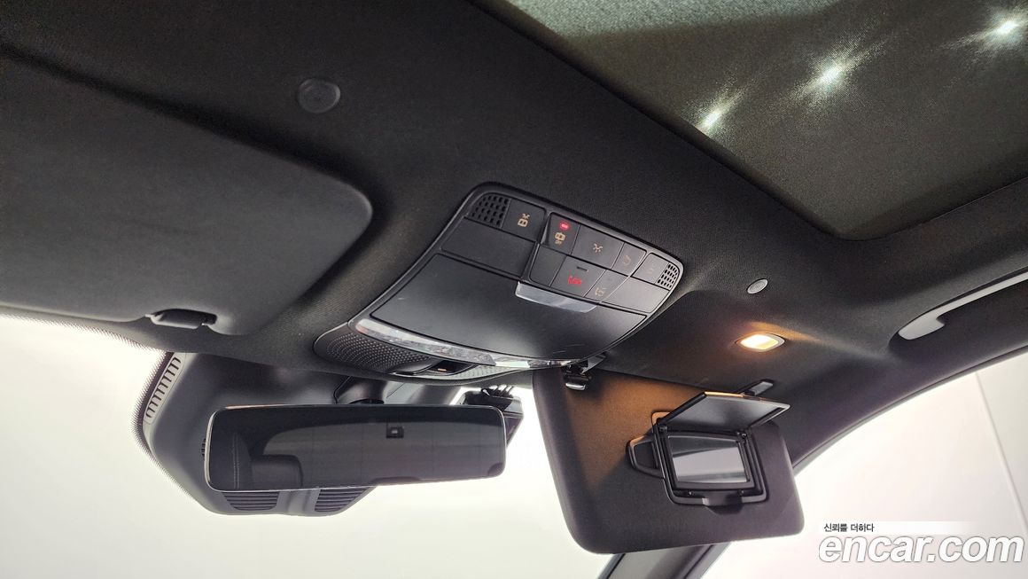 Mercedes-Benz GLC-Class 2022