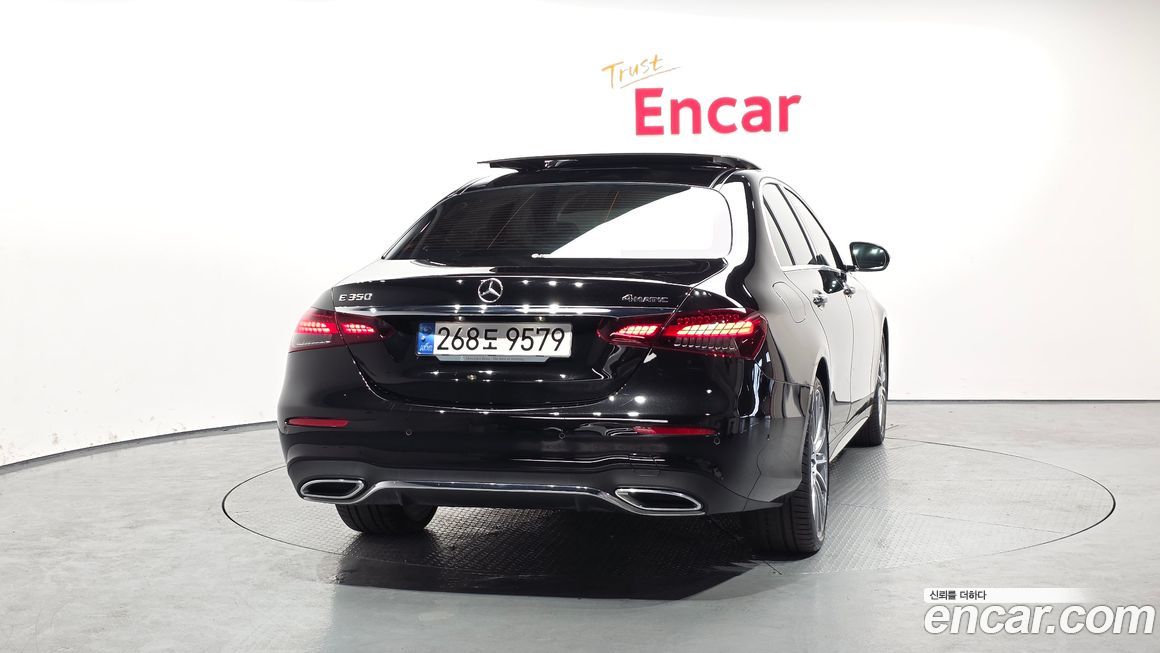 Mercedes-Benz E-Class 2022