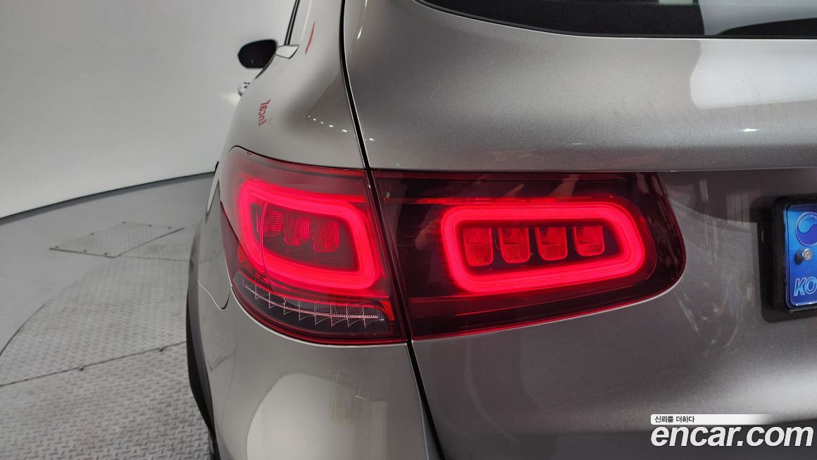 Mercedes-Benz GLC-Class 2022