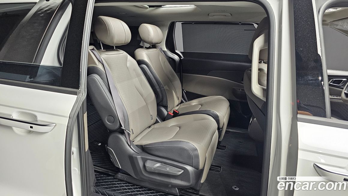 Kia Canival 2025